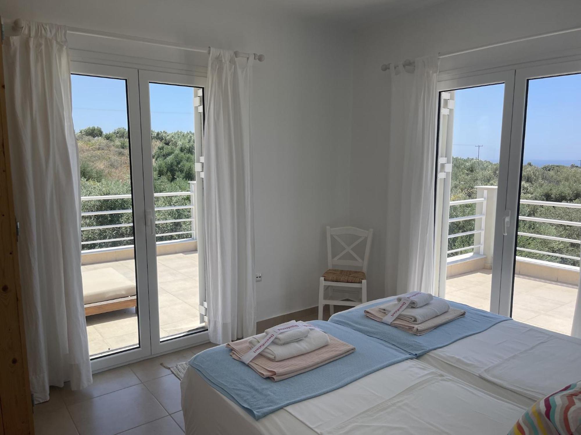Luxurious Villa In Peloponnese With Swimming Pool Kamária エクステリア 写真