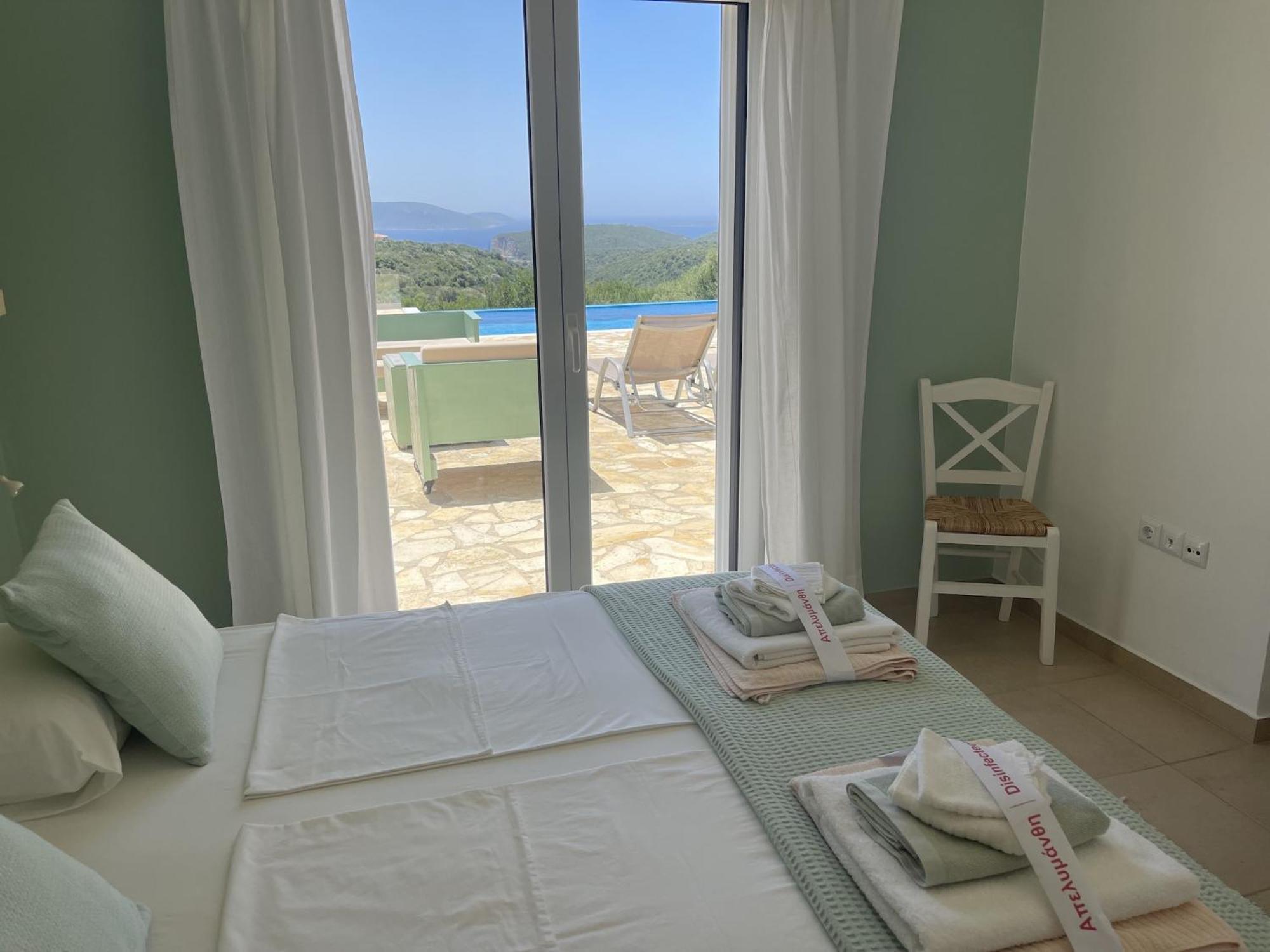 Luxurious Villa In Peloponnese With Swimming Pool Kamária エクステリア 写真
