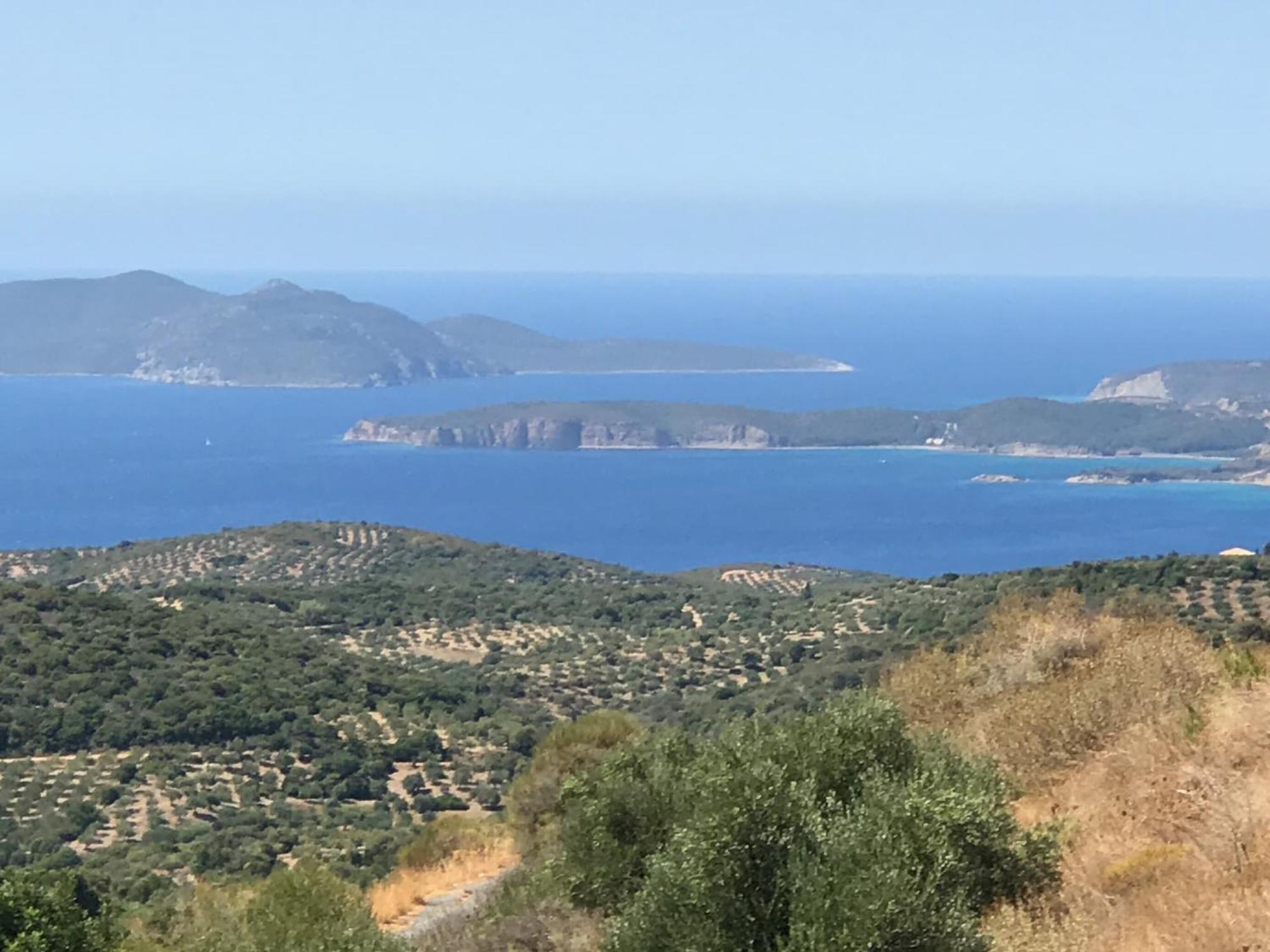 Luxurious Villa In Peloponnese With Swimming Pool Kamária エクステリア 写真