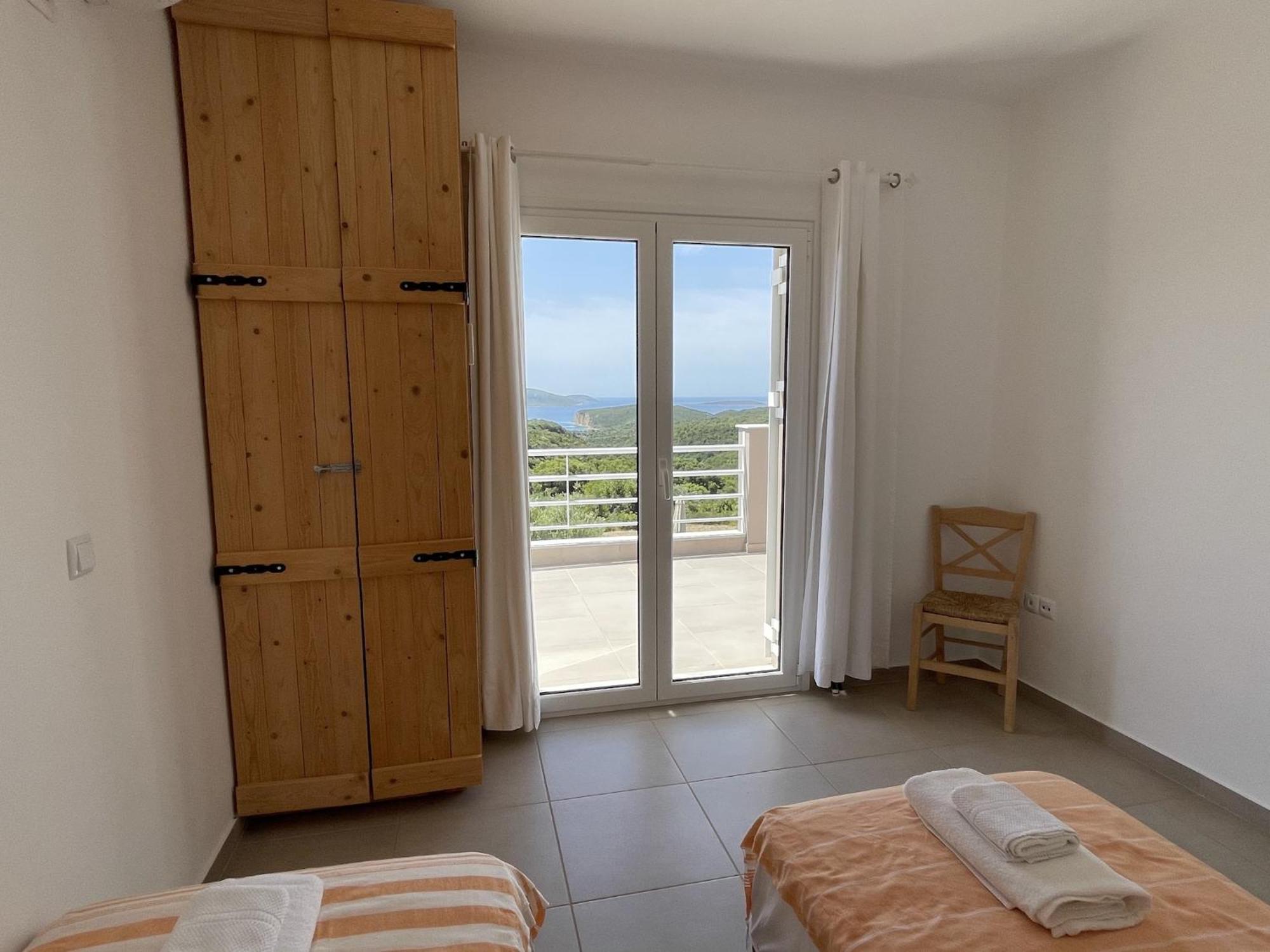 Luxurious Villa In Peloponnese With Swimming Pool Kamária エクステリア 写真